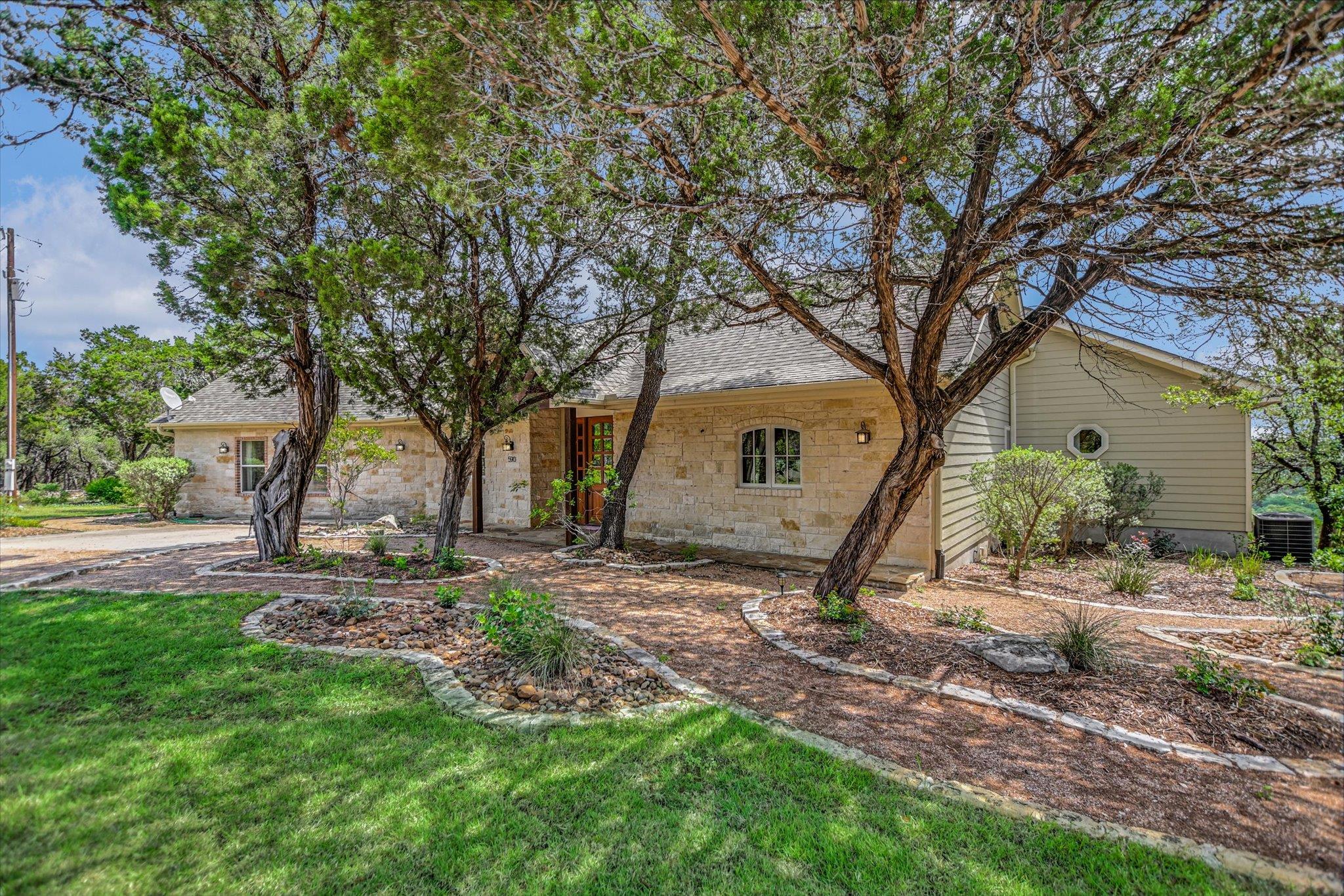 590  Rancho Grande Dr