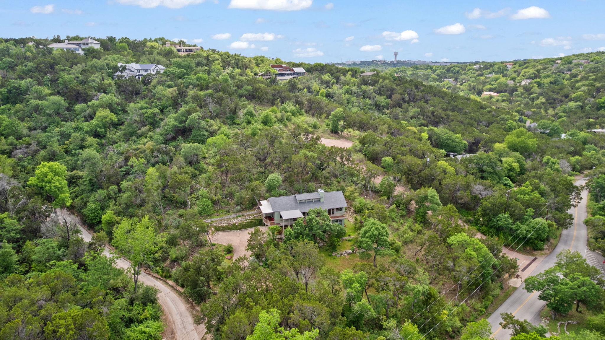 701 Yaupon Valley Rd — photo 1