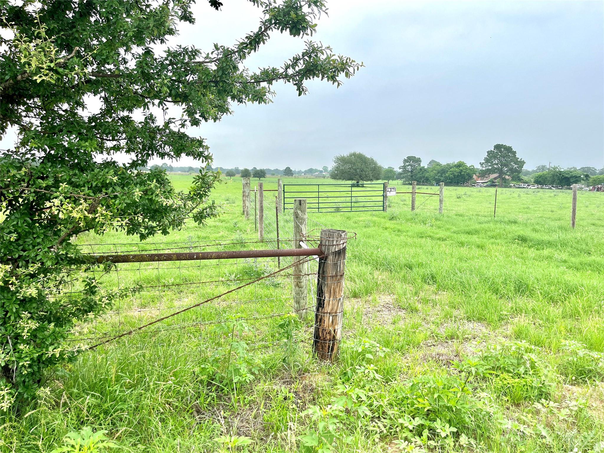 5.556 acres Farris Lane Ln — photo 1