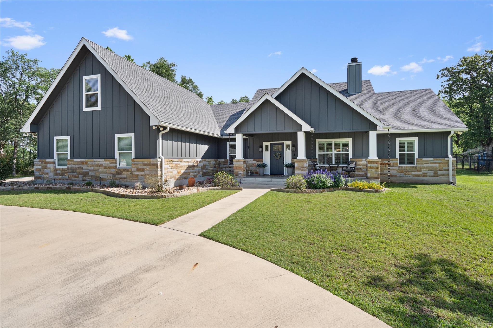 136 Fawn Holw — photo 1