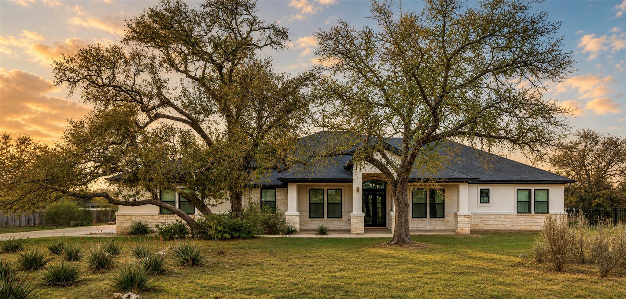 410 Woodland Oaks Trl — photo 1