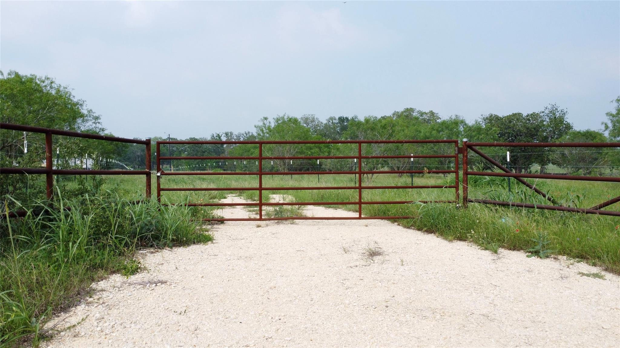 4177 Old Colony Line Rd — photo 1