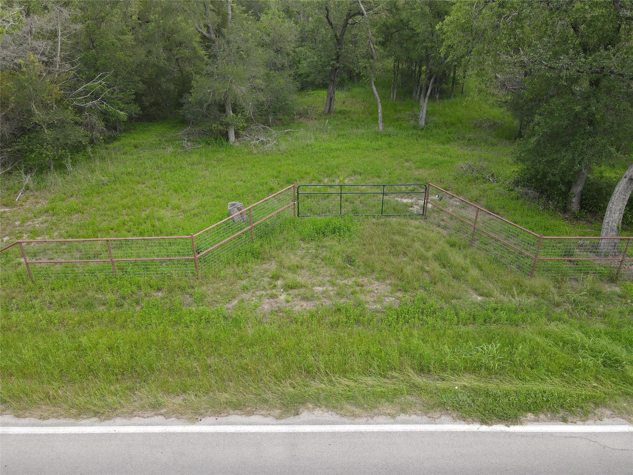 20100 Hog Eye Rd — photo 1
