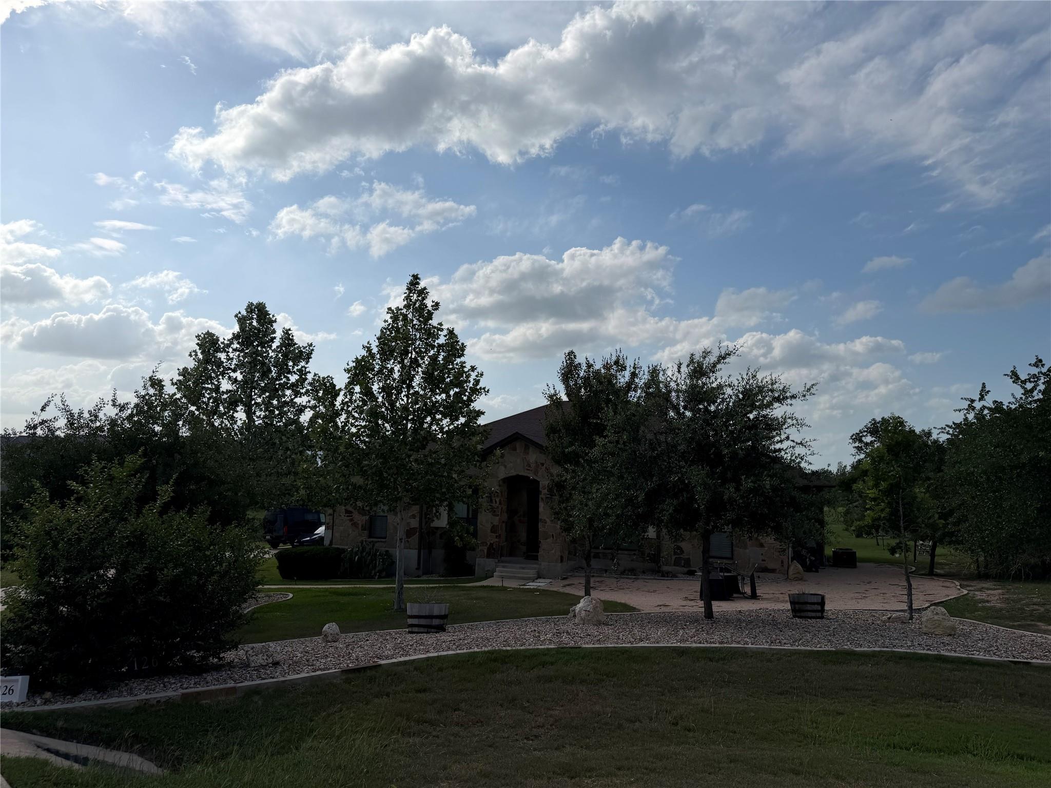 126  Packsaddle Dr