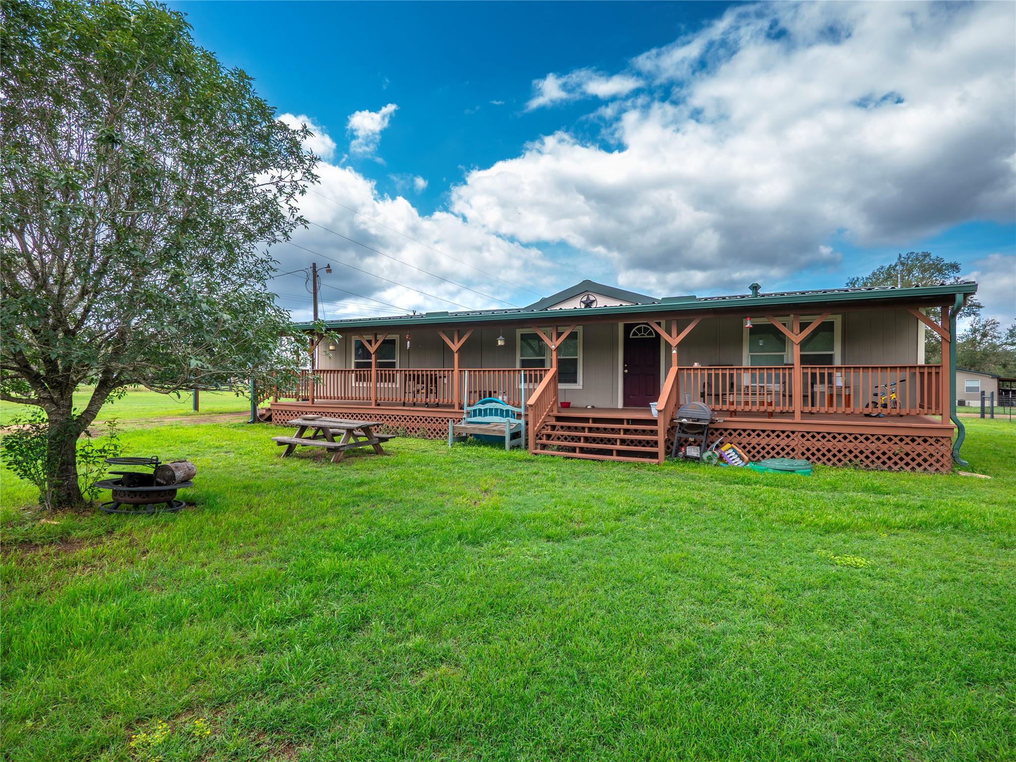 243  Highline Dr