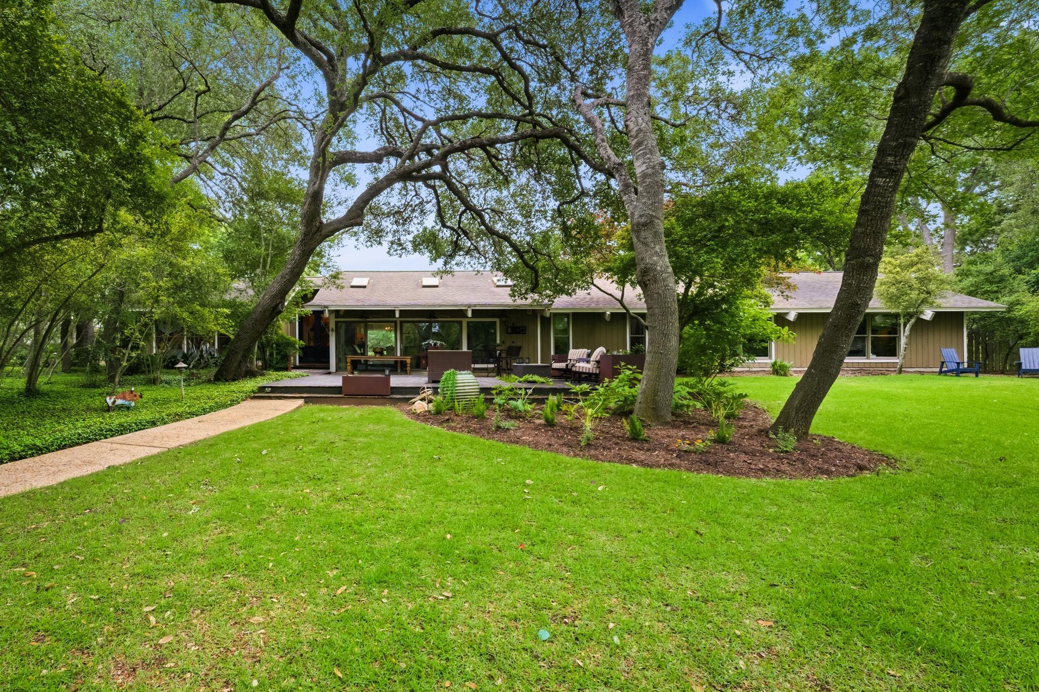 32  Sundown Pkwy