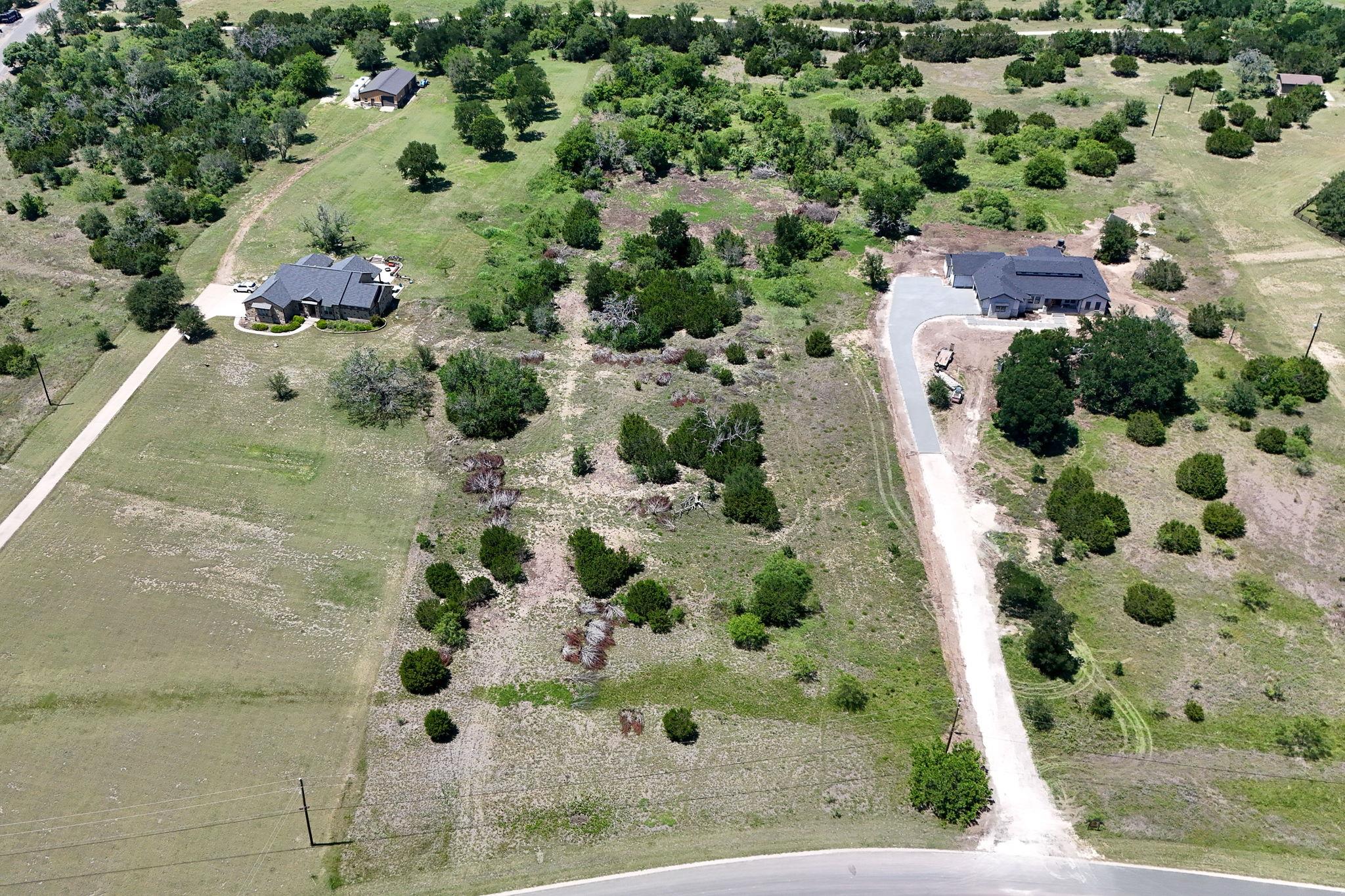 117 Stonehouse Dr — photo 1