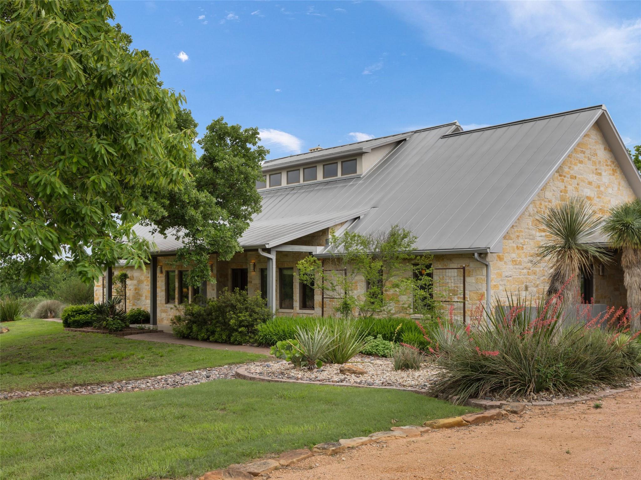 1163  Big Bend Ln