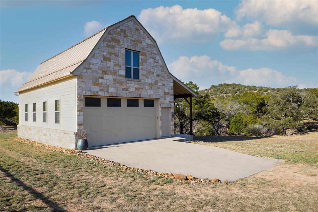 5135  Lookout Ridge Dr