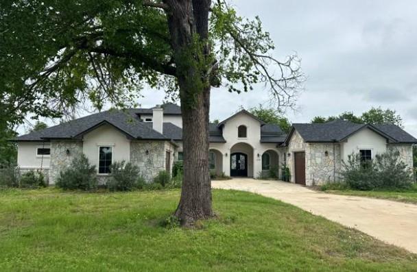 128  Gloria Blvd