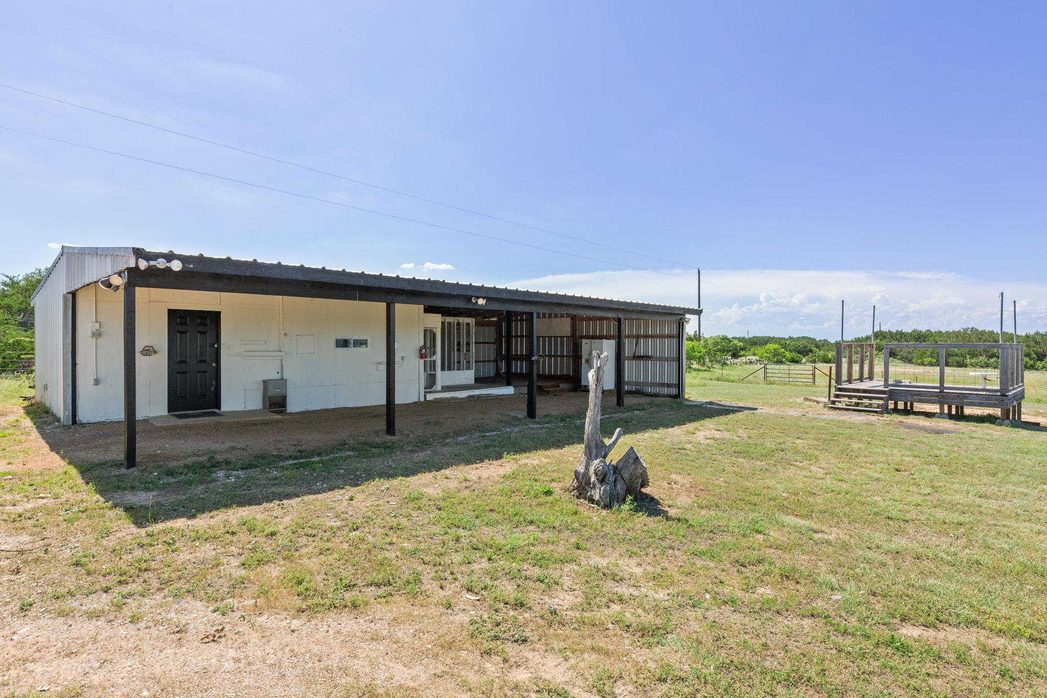 Photo 12