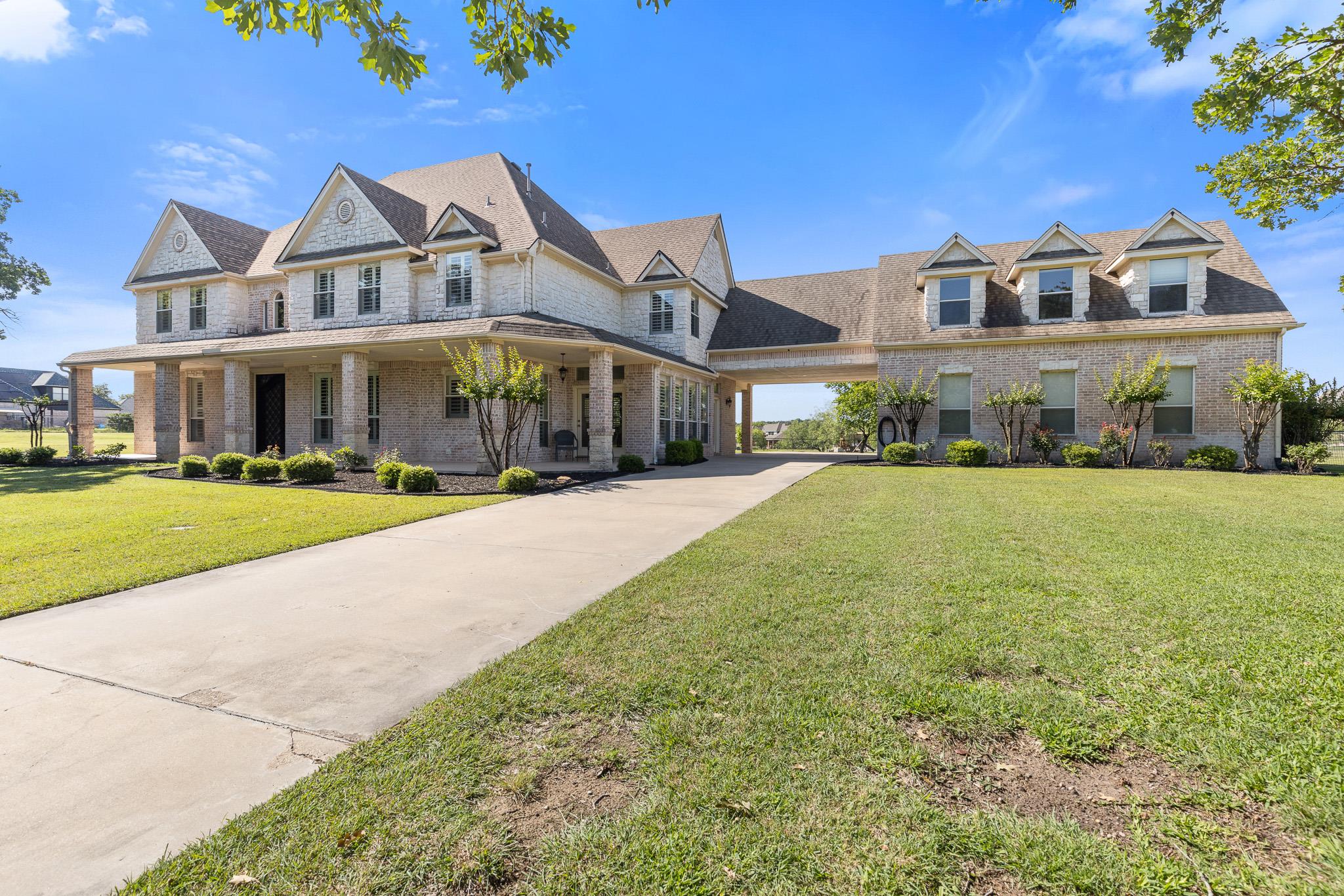 259 King Ranch Ct — photo 1