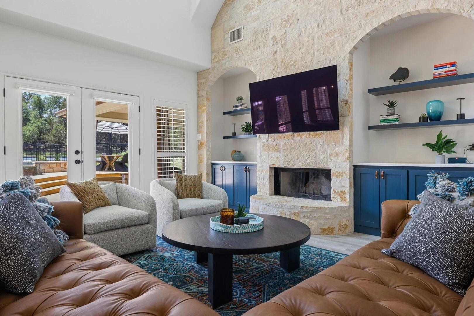 220 Sundance Trl — photo 1