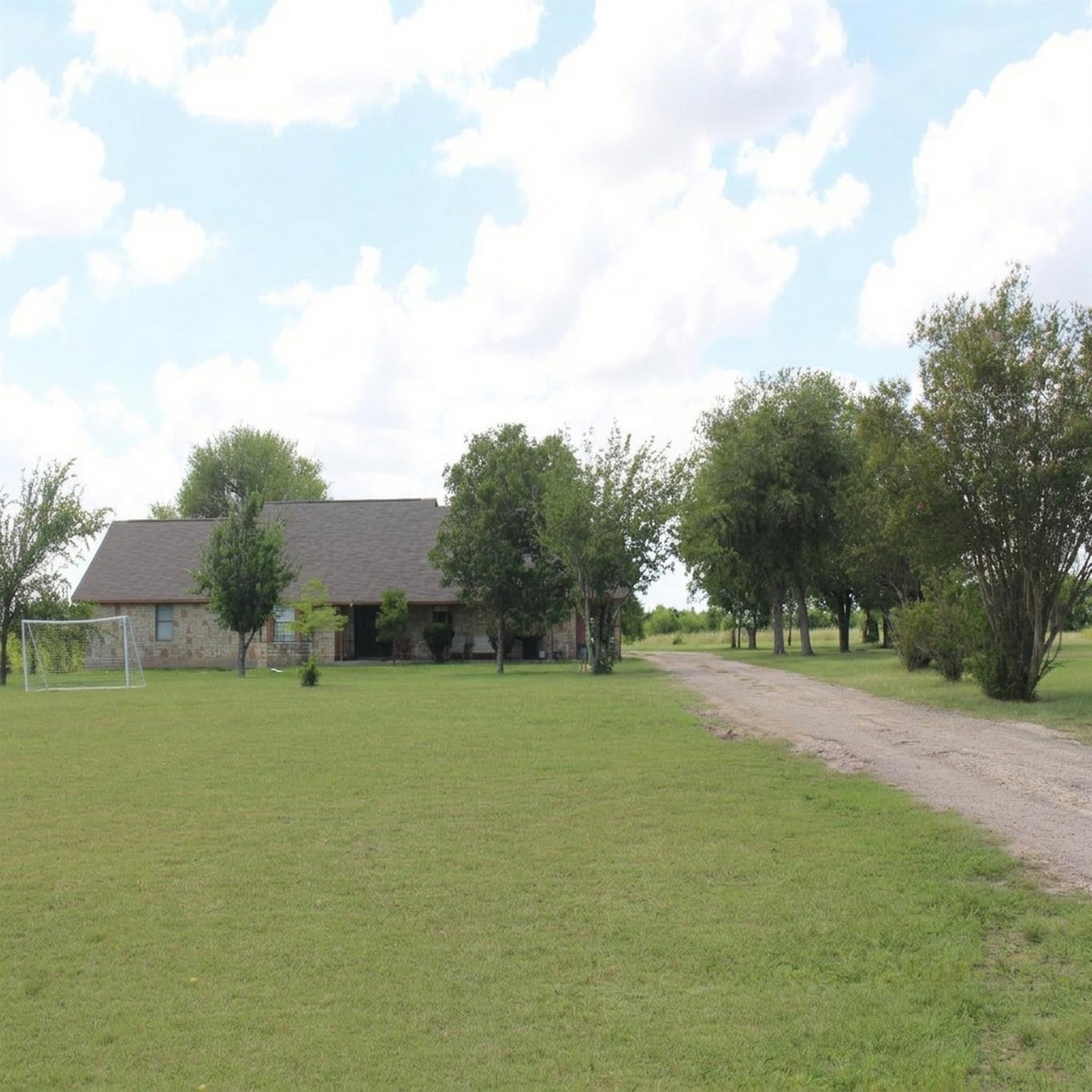 14520 Bois D Arc Ln — photo 1