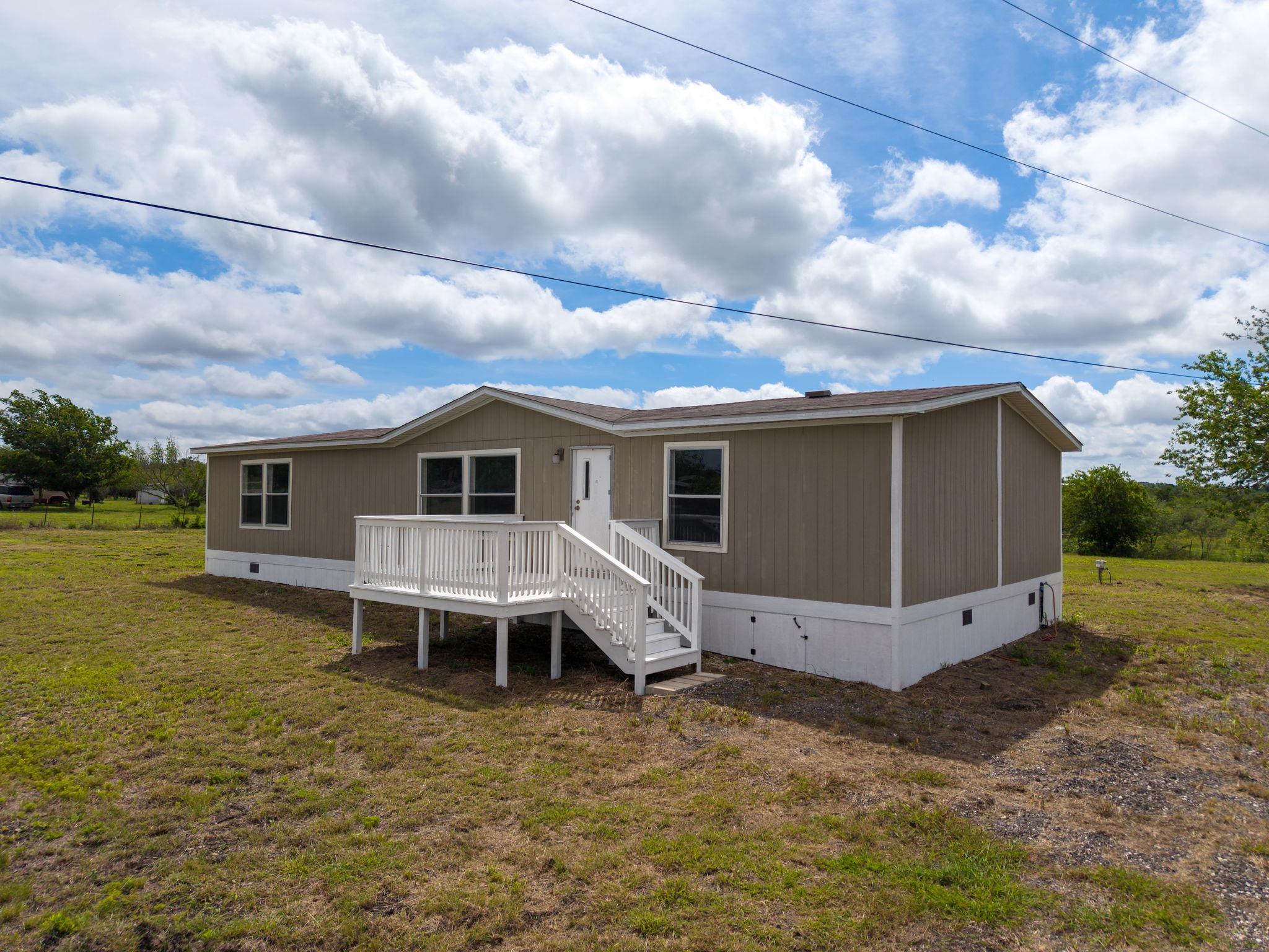 107 Appaloosa Dr — photo 1