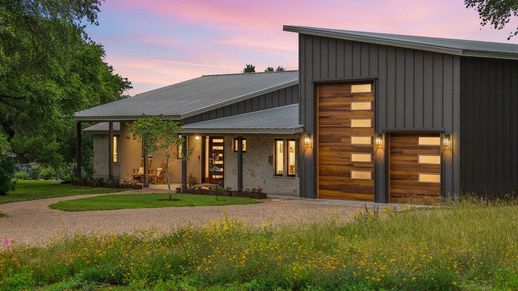 9207 Claxton Dr — photo 1