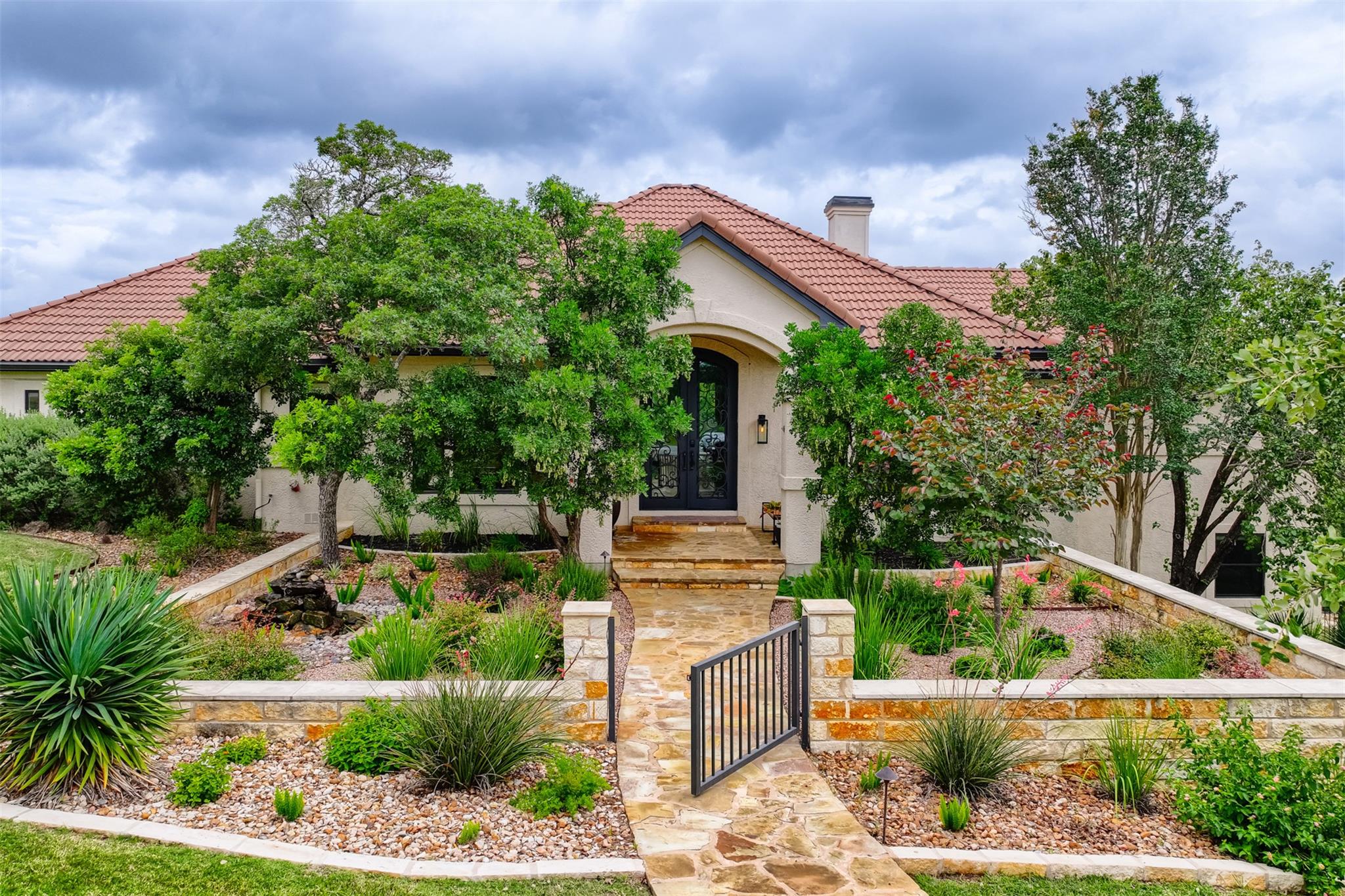 1441 Kemp Hills Dr — photo 1