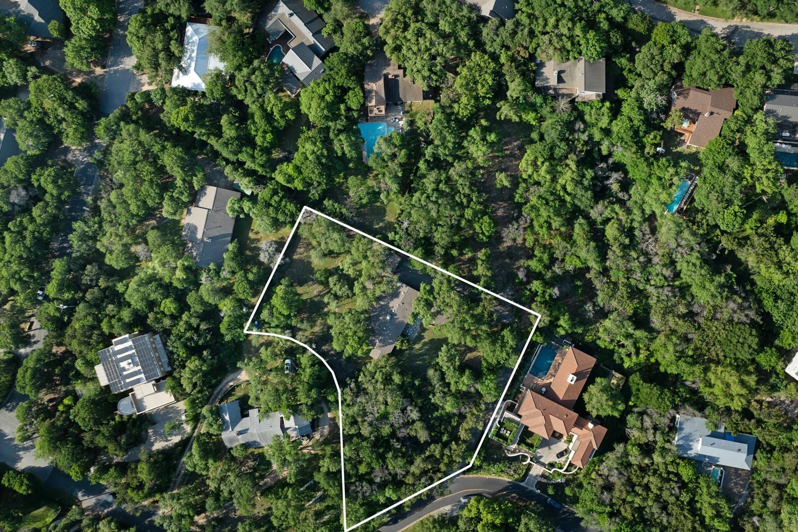 2905 Stratford Dr — photo 1