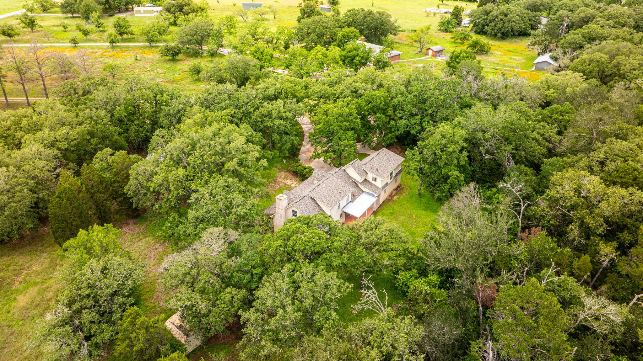 272 Old Coach Ln — photo 1