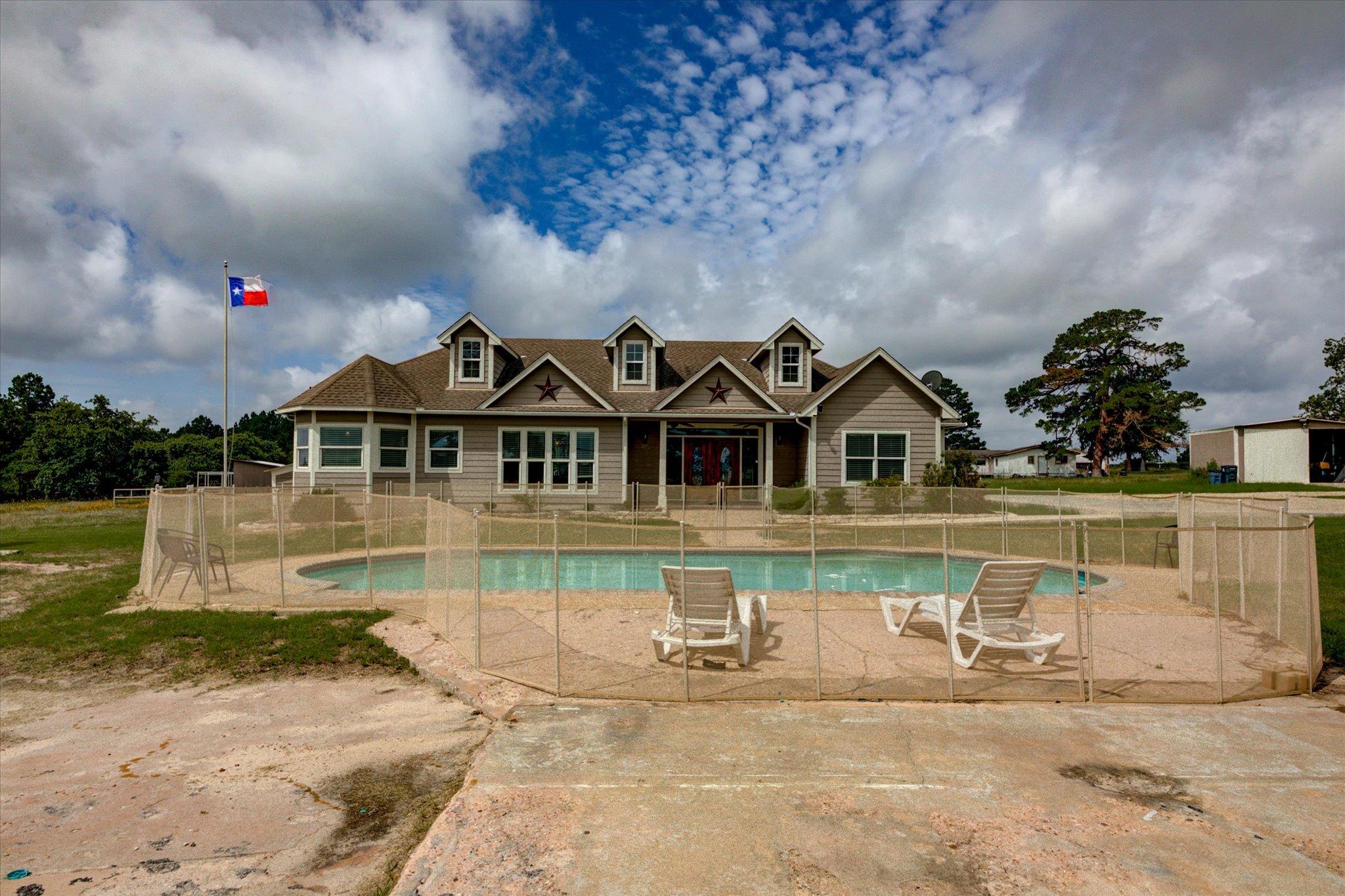 118 Saddle Ct — photo 1
