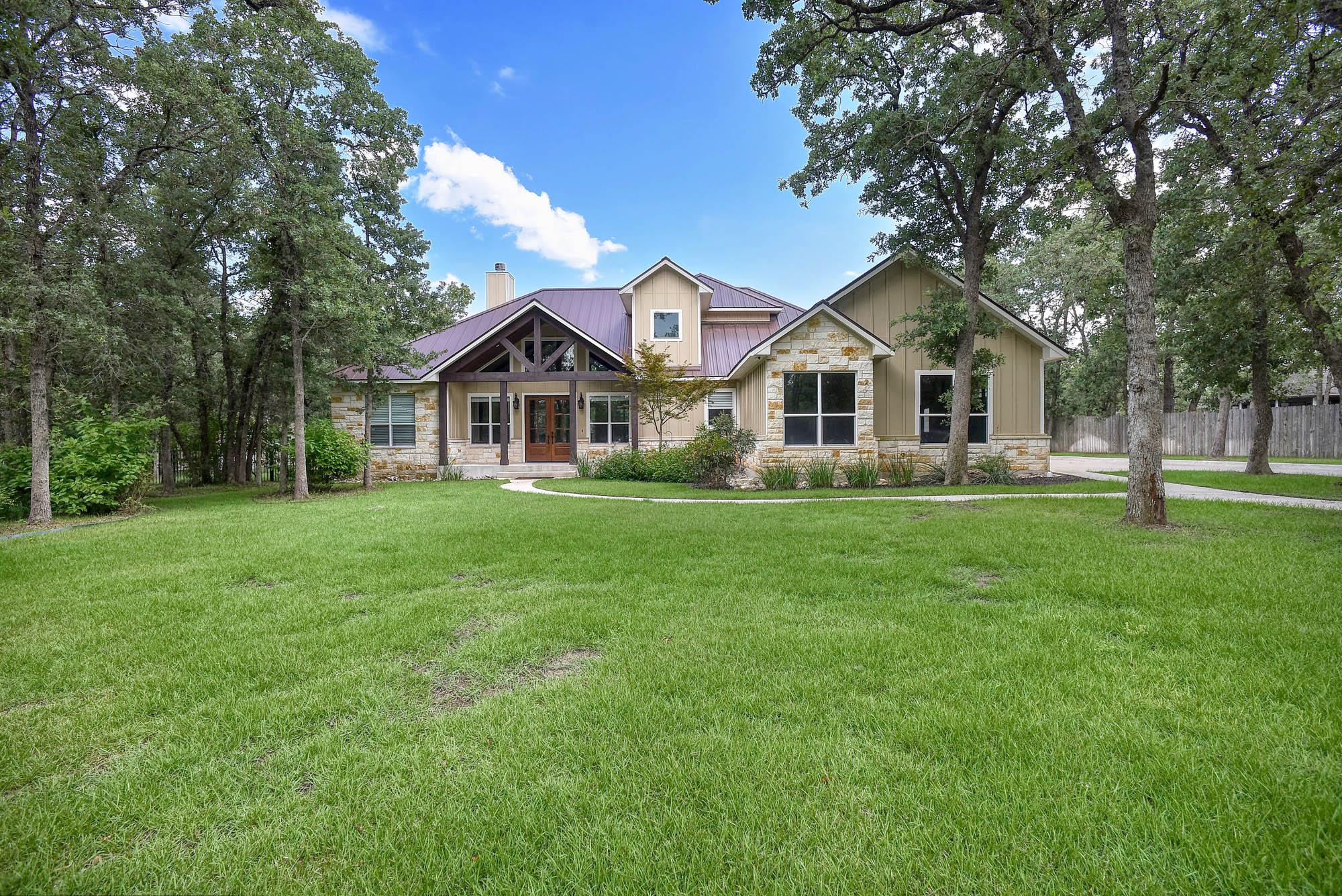 115 Pine Point Cv — photo 1