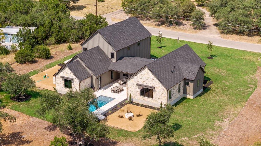9207 Zyle Rd — photo 1