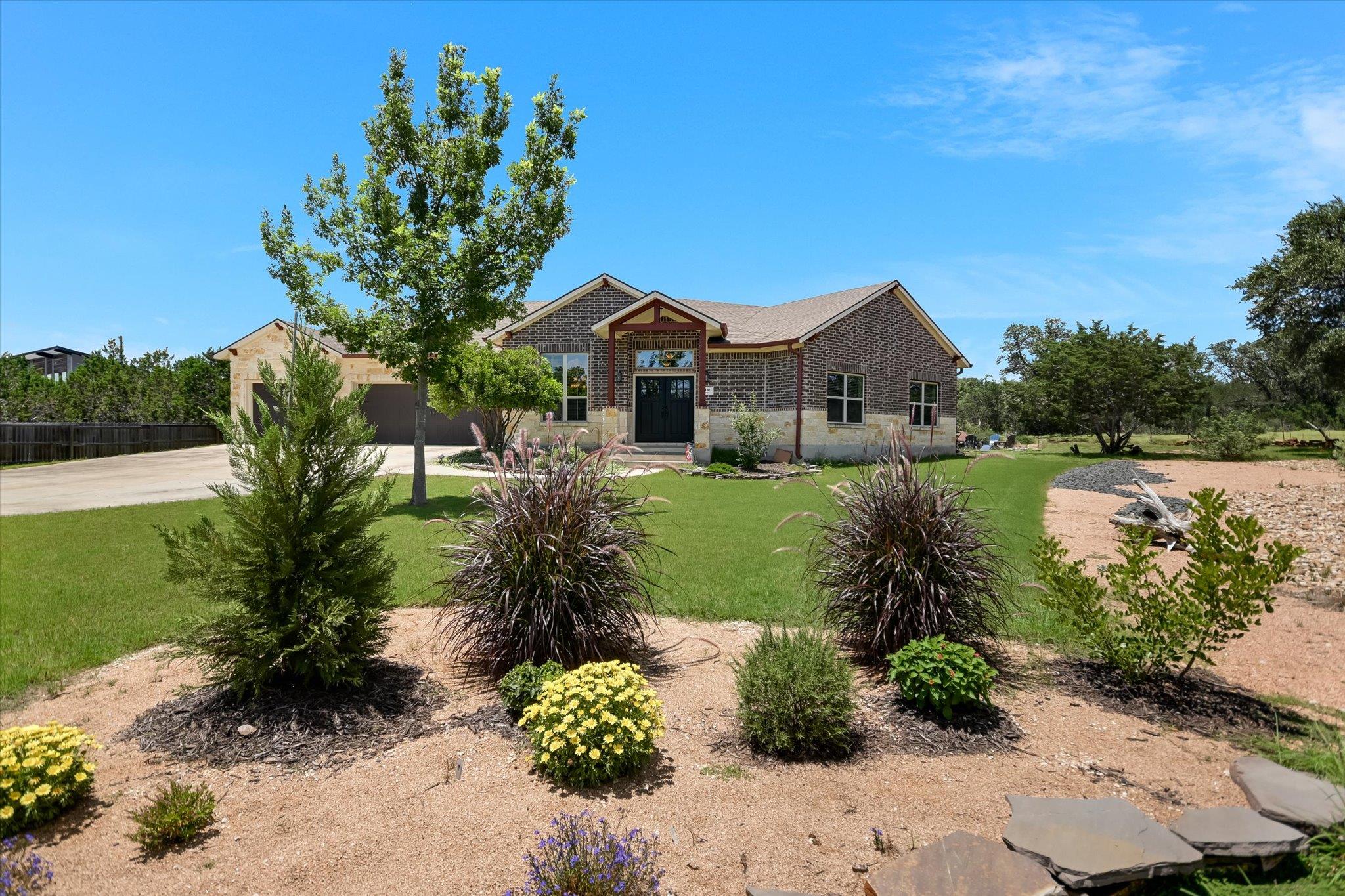 110 Liberty Bell Ln — photo 1