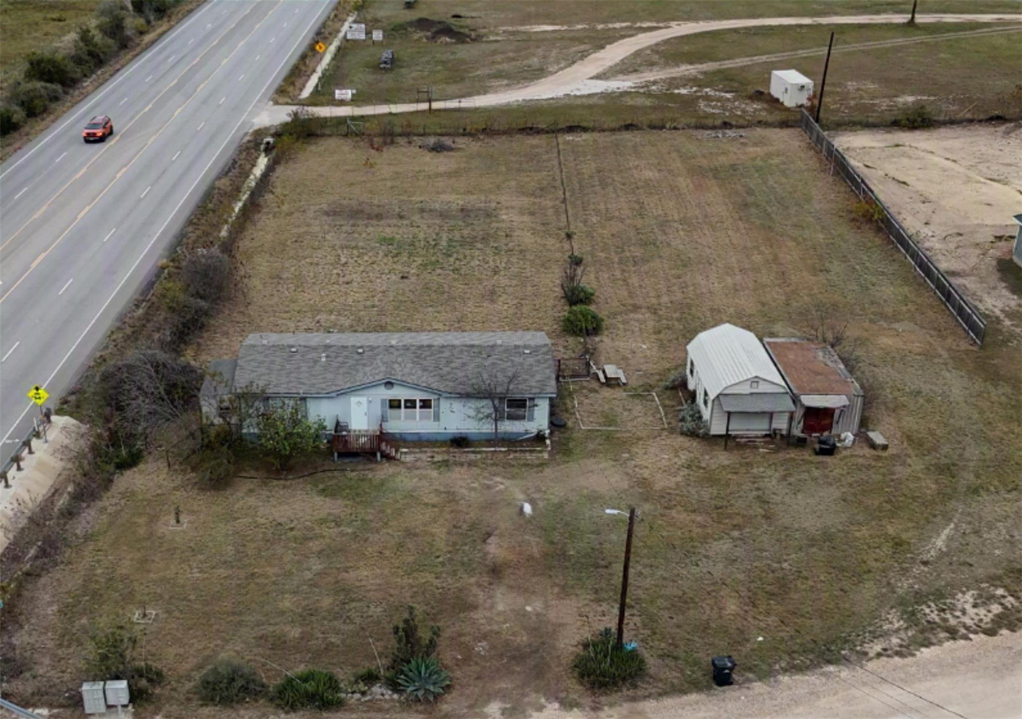 101 Crestview Dr — photo 1