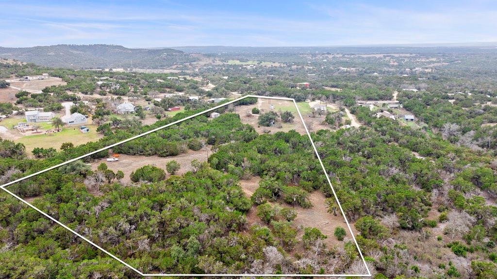 204 Kothmann Rd — photo 1
