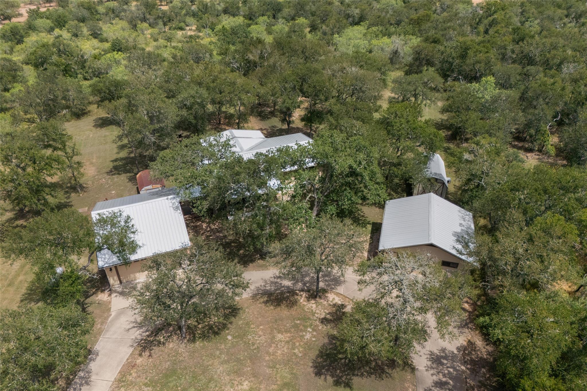 153 Saldana Dr — photo 1