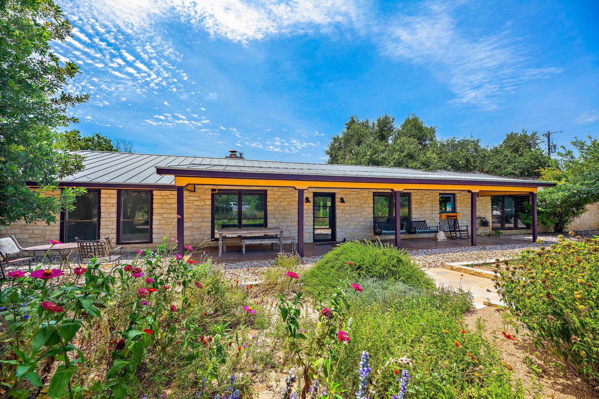 501 Liberty Dr — photo 1