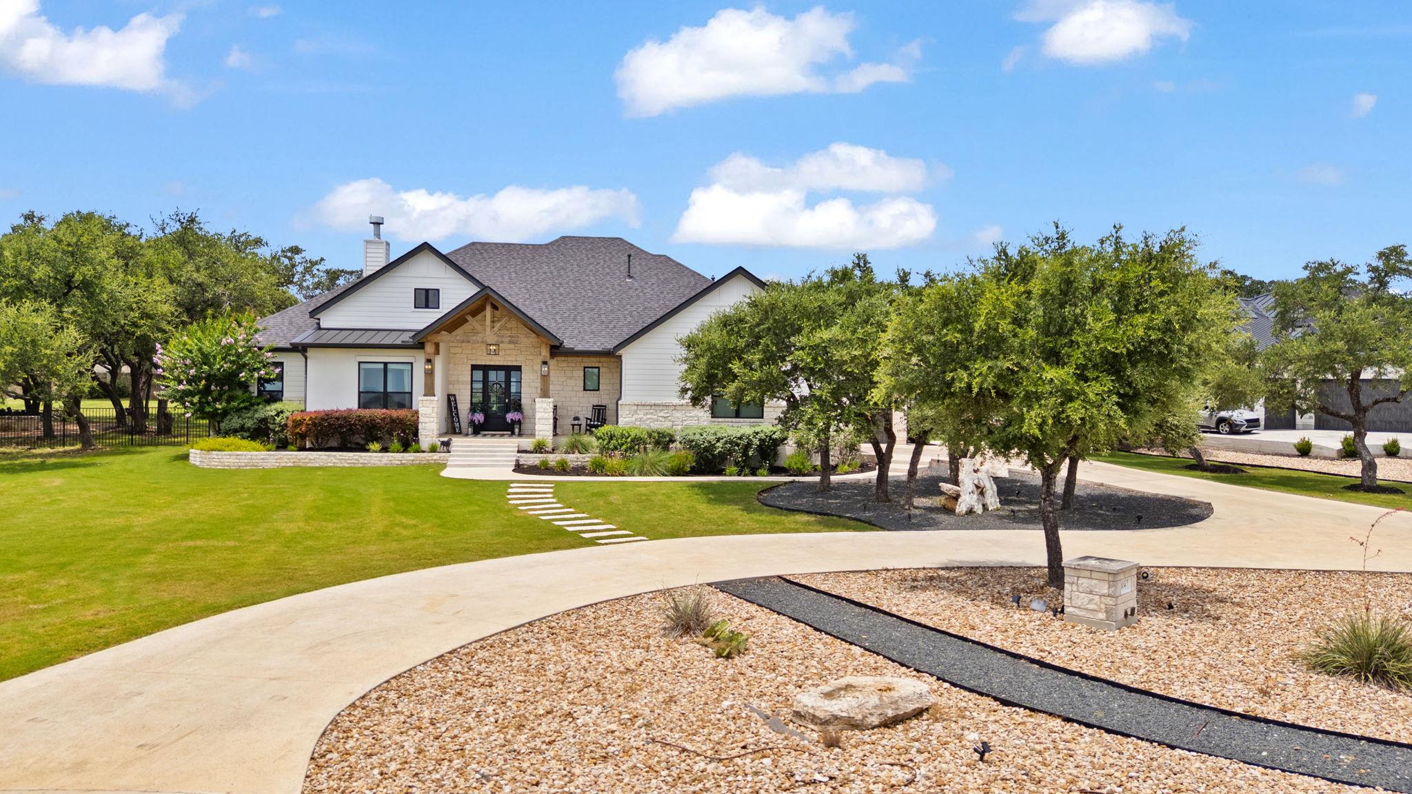 104 Lower Cedar Cv — photo 1