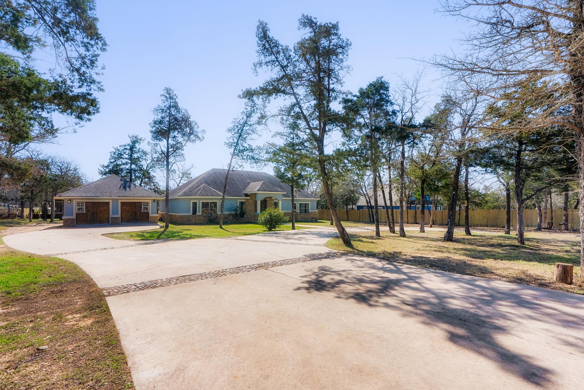 147 Lantana Dr — photo 1