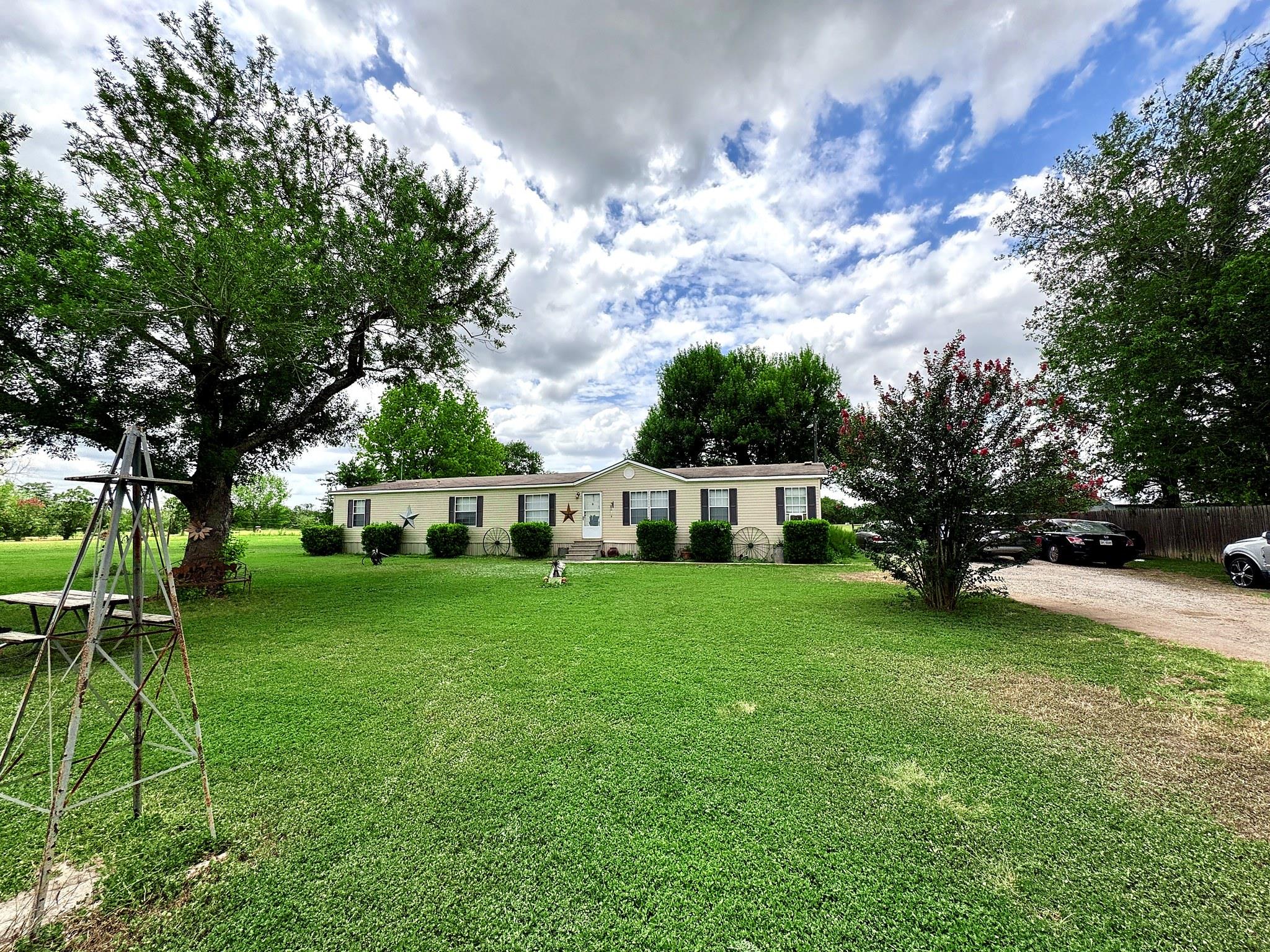 2303 Webberwood Dr — photo 1