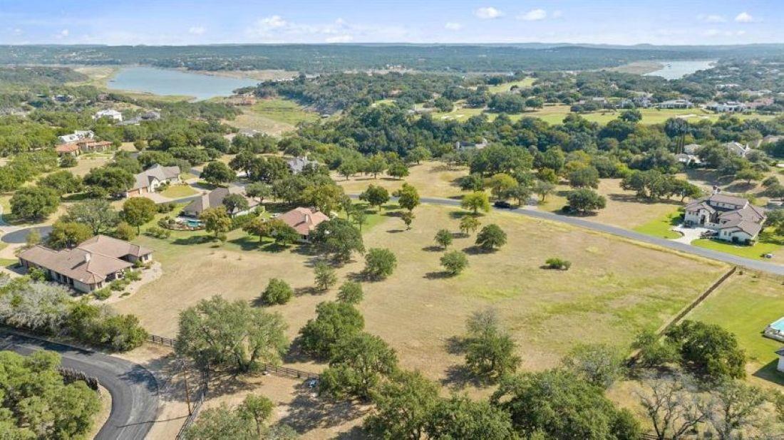 27427 Waterfall Hill Pkwy — photo 1
