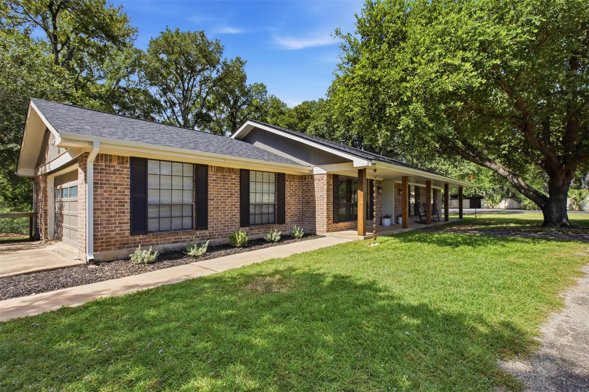 4102 Sequoia Trl W — photo 1
