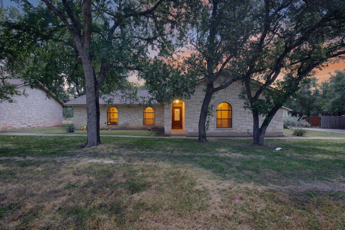 1002 Adventure Ln — photo 1