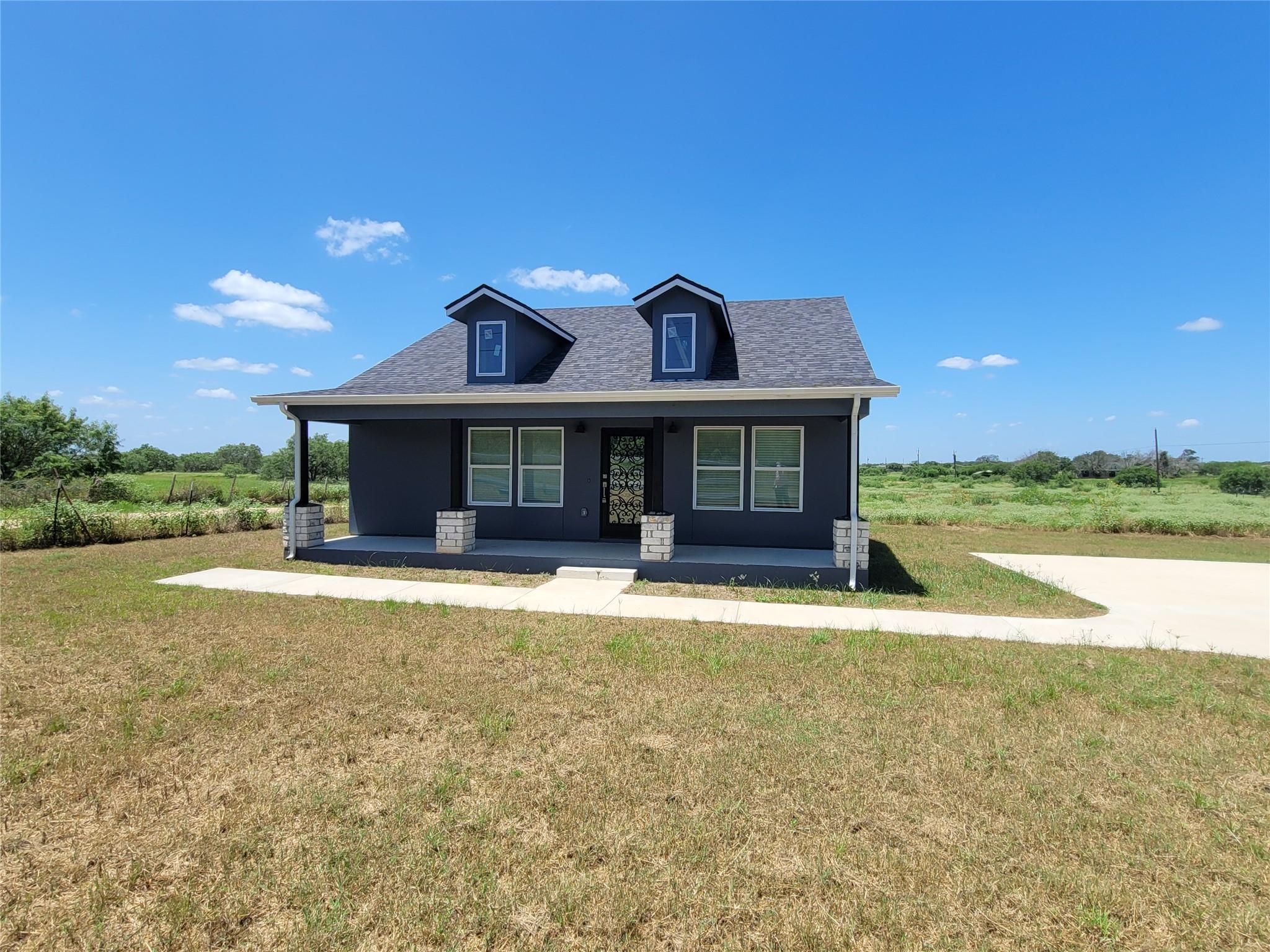 573 County Road 422 — photo 1
