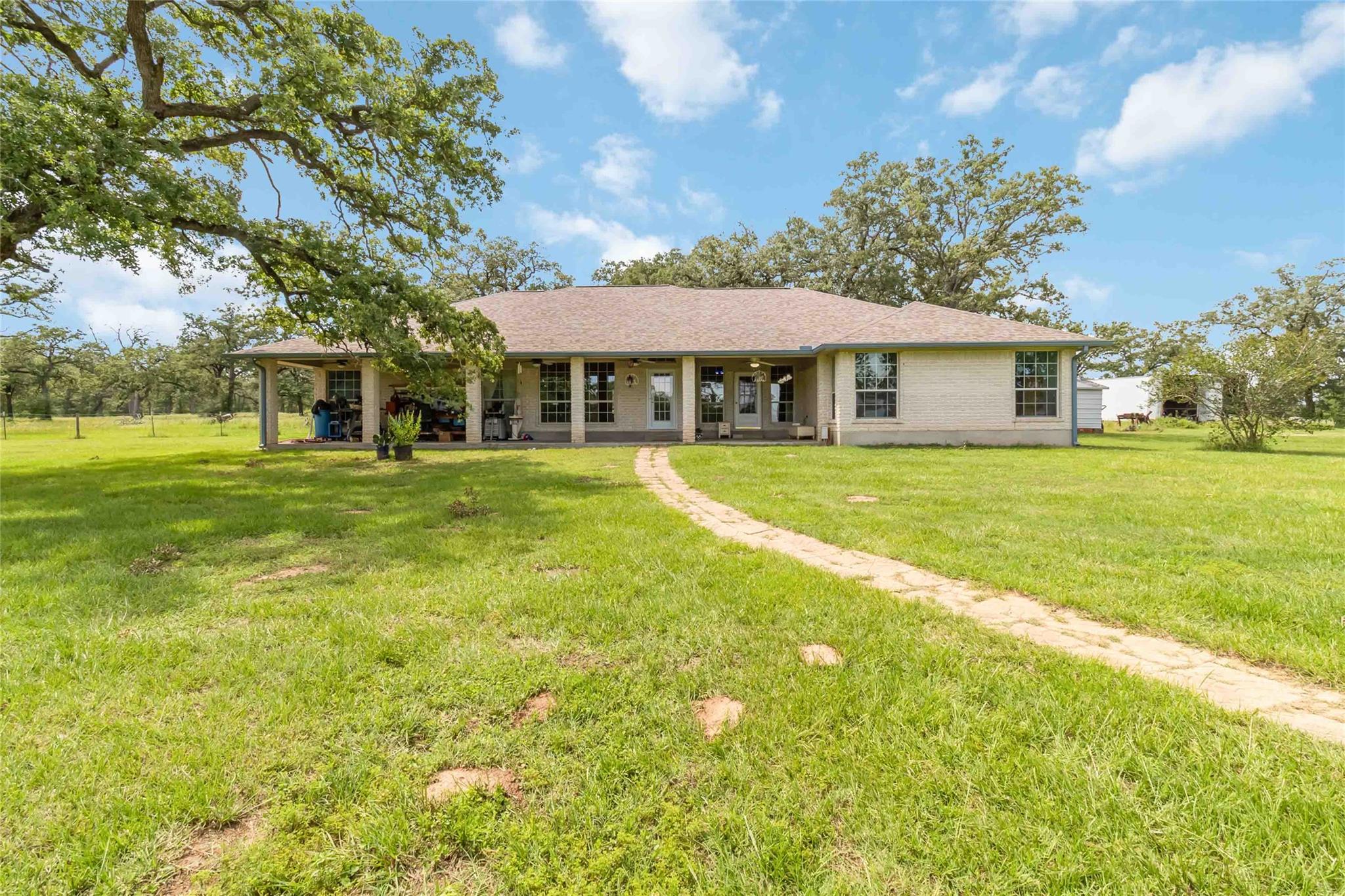 1208 Jeddo Rd — photo 1