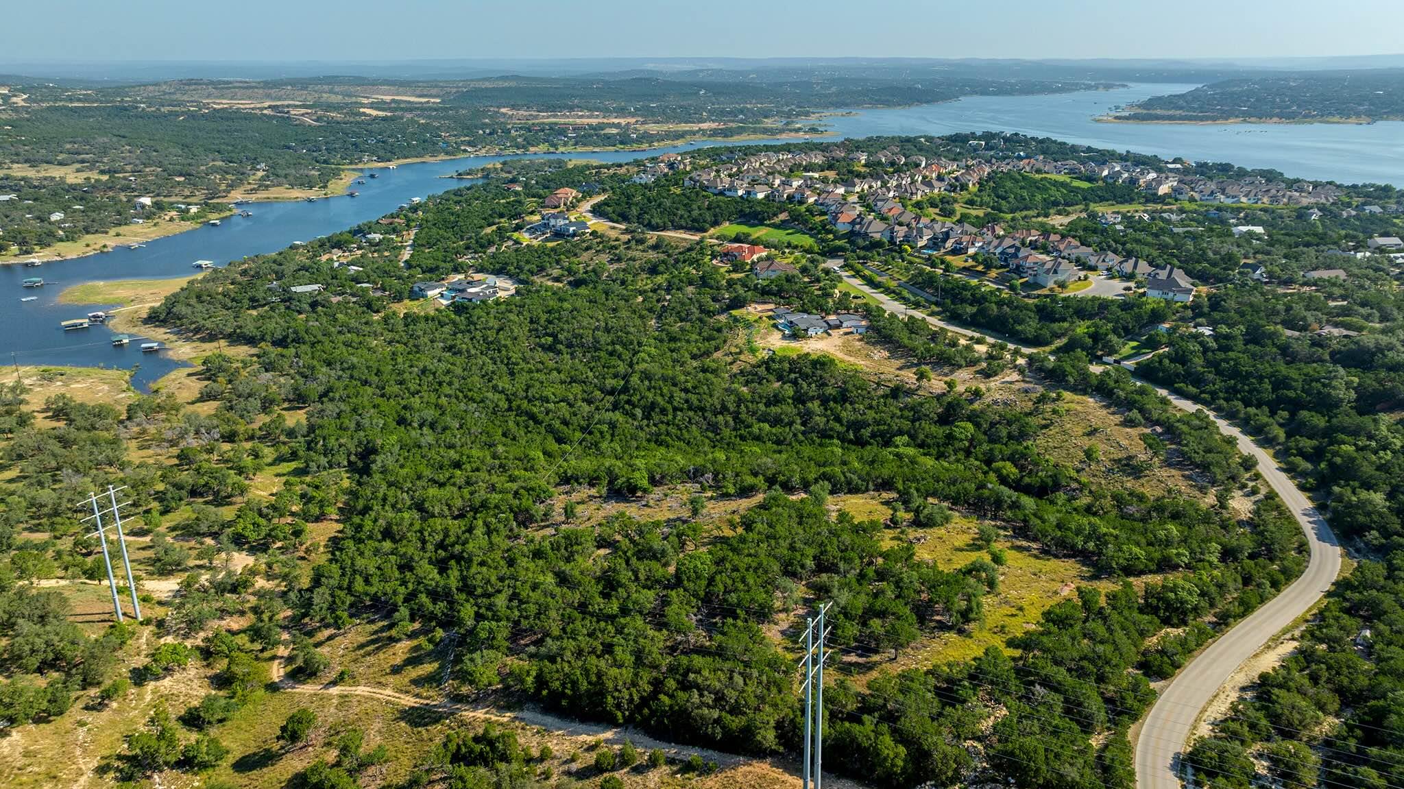 0004 Lakehurst Rd — photo 1