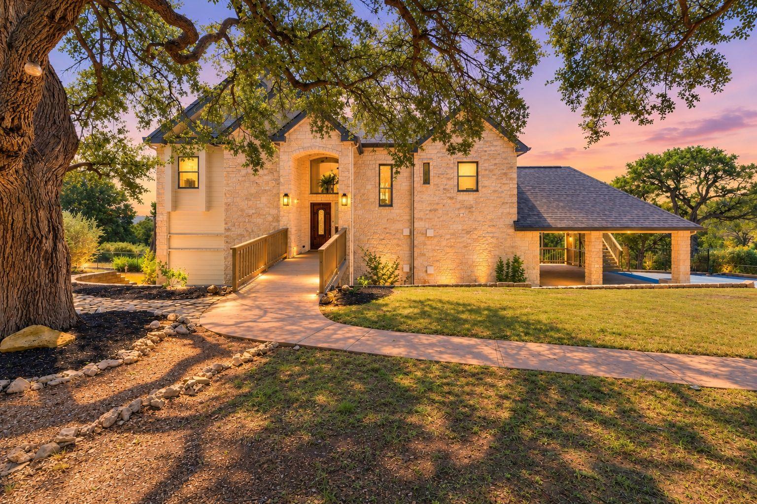 18113 Travis Dr — photo 1