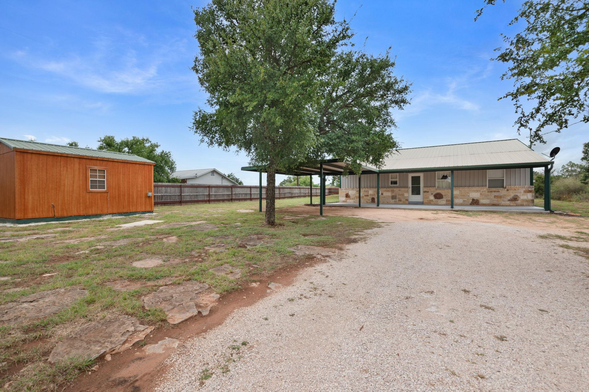 204 Deer Ridge Dr — photo 1