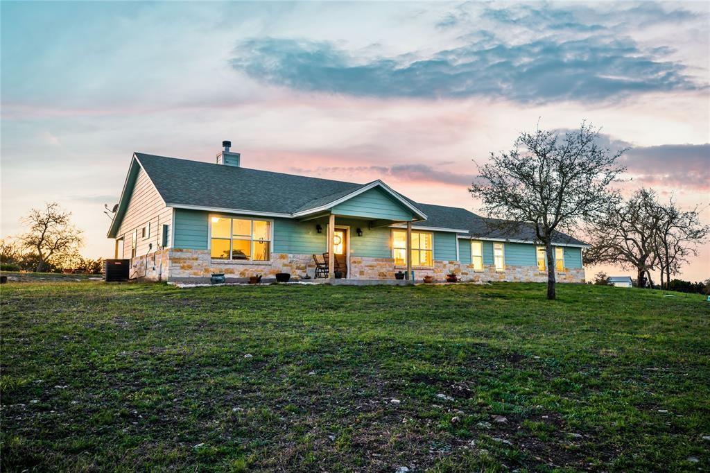220 Three Creeks Dr — photo 1