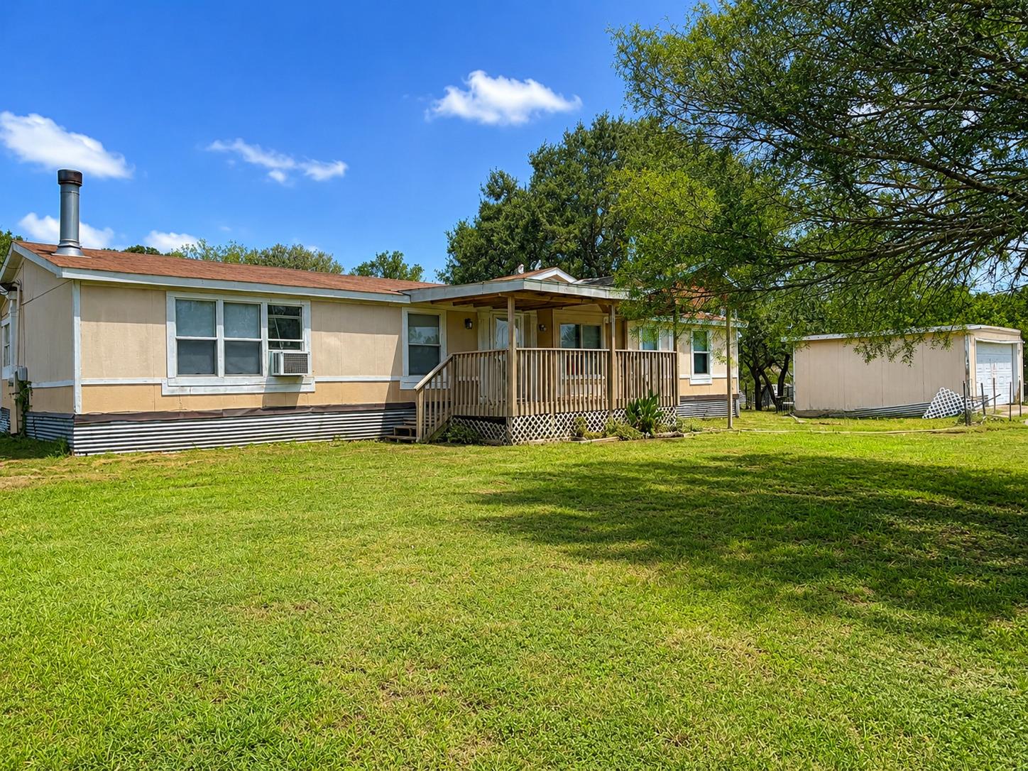 235 Cedar Creek Cir — photo 1