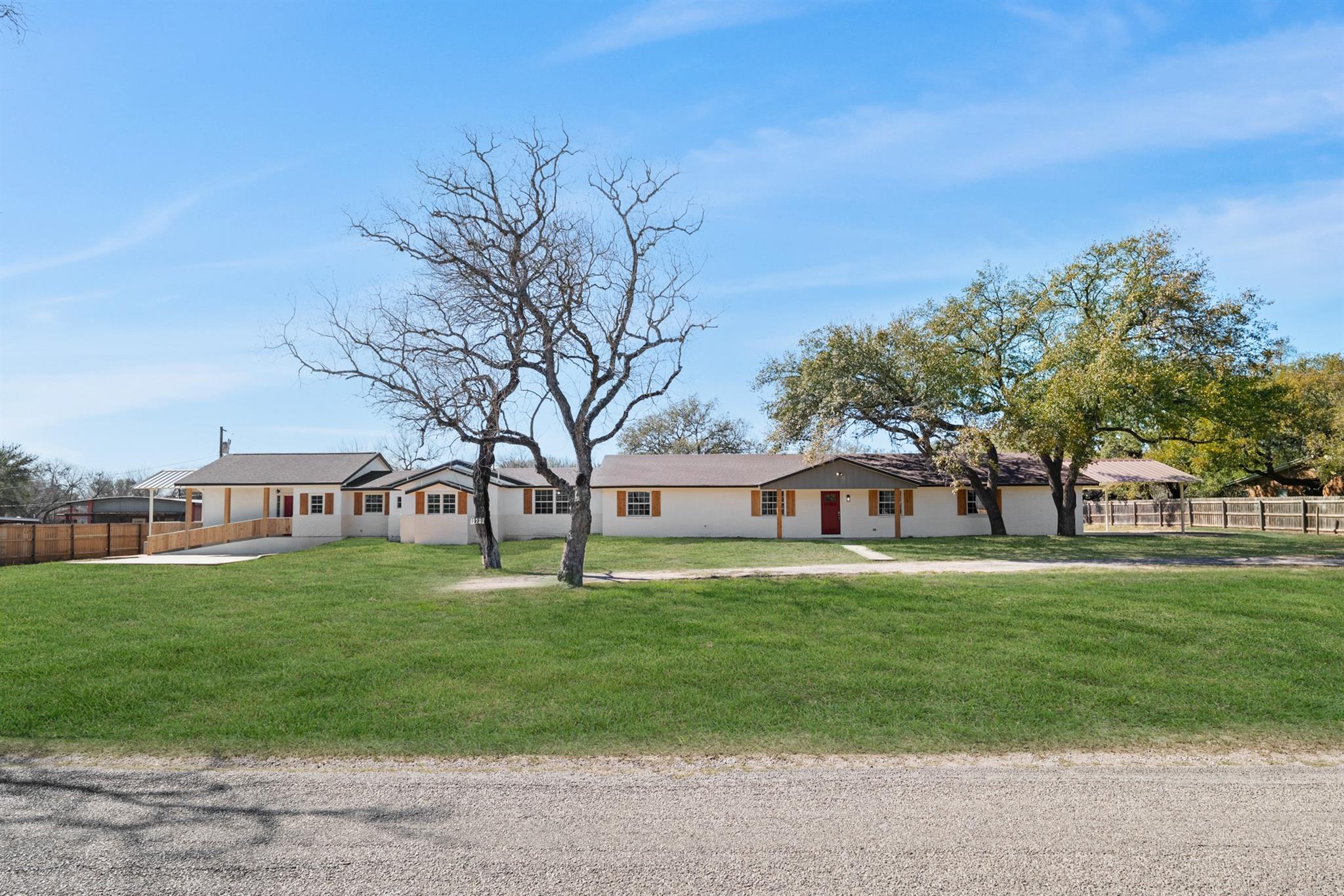 113 Crestline Dr — photo 1