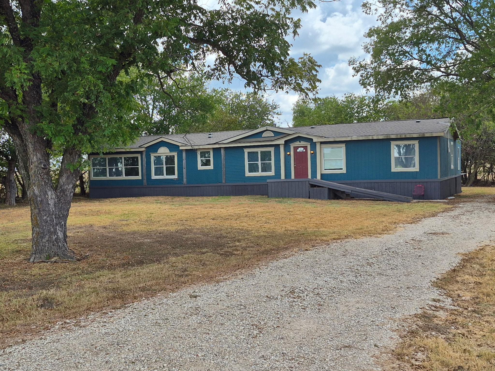 1120 Battle Lake Rd — photo 1