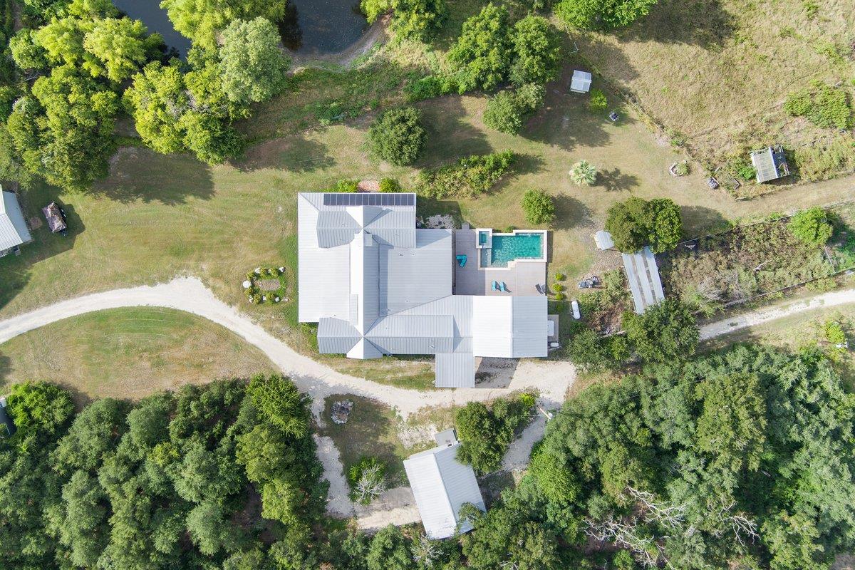 100 S Dewberry Creek Trl — photo 1