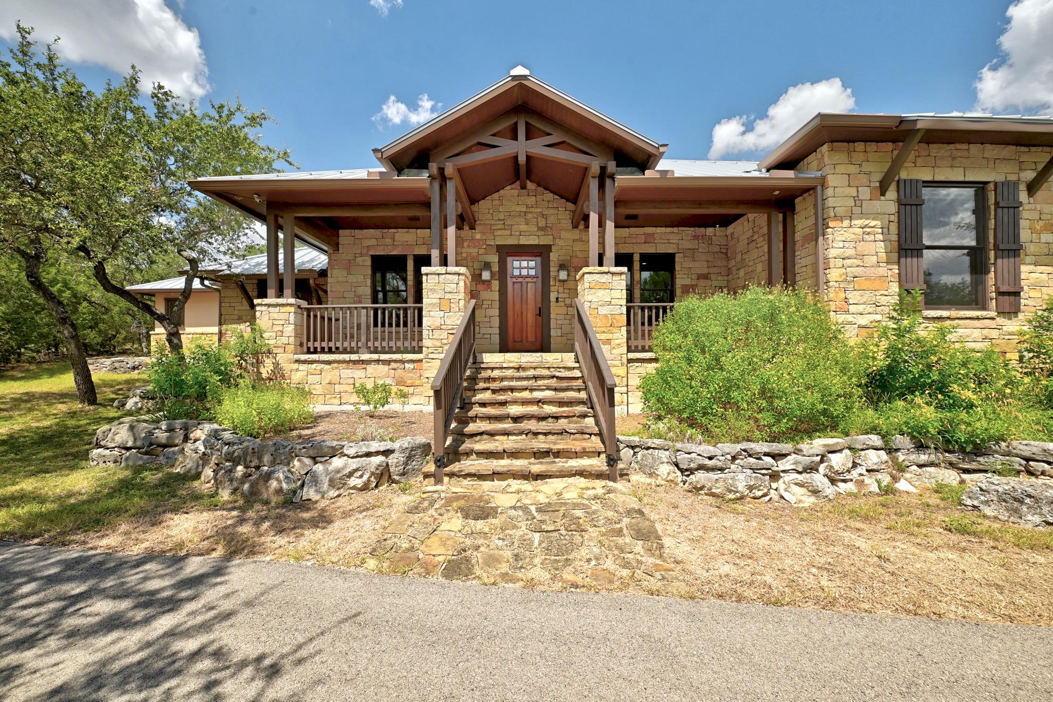 158 Condor Dr — photo 1