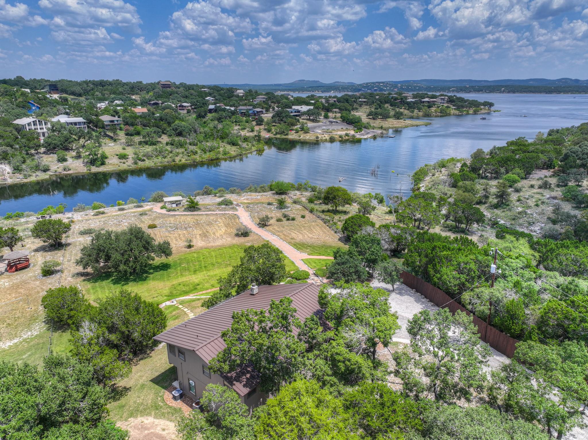 435 Nancy Dr — photo 1