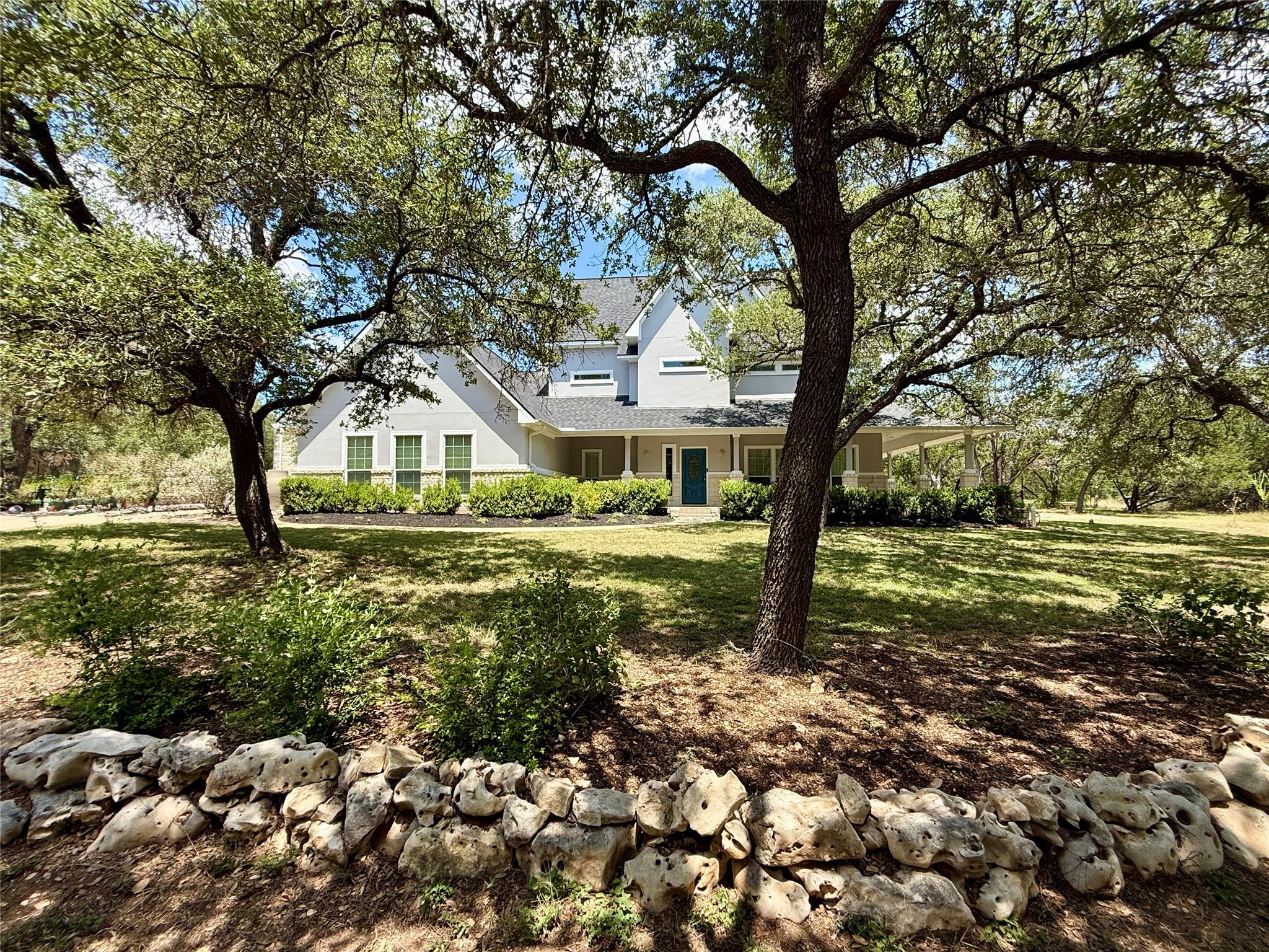 670 Woodland Dr — photo 1